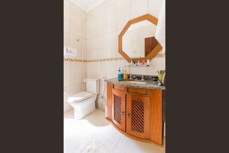 Casa para alugar com 340m², 5 quartos e 4 vagas Casa para alugar com 340m², 5 quartos e 4 vagasBanheiro Quartos