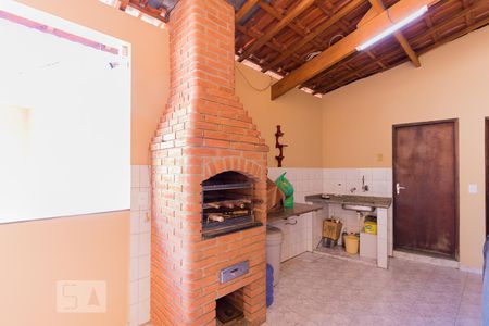 Casa para alugar com 340m², 5 quartos e 4 vagas Casa para alugar com 340m², 5 quartos e 4 vagasChurrasqueira