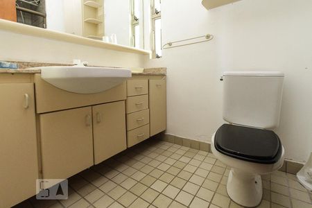 Banheiro de apartamento para alugar com 3 quartos, 65m² em Vila Ema, São Paulo