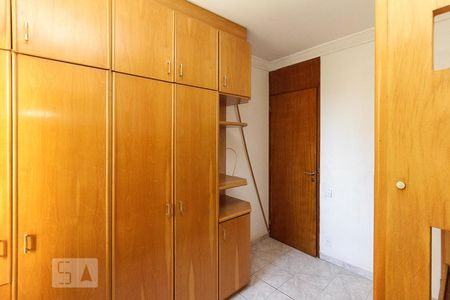 Quarto 01 de apartamento para alugar com 3 quartos, 65m² em Vila Ema, São Paulo