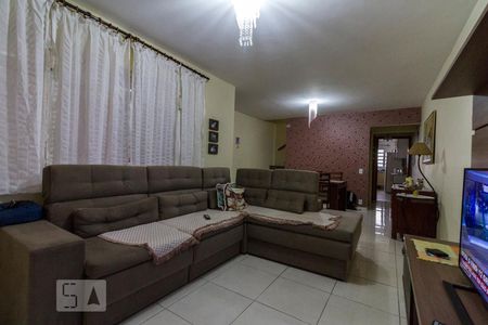 Sala  de casa para alugar com 3 quartos, 160m² em Chácara Seis de Outubro, São Paulo