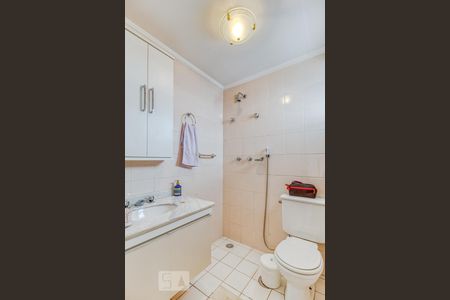 Apartamento à venda com 178m², 4 quartos e 4 vagas Apartamento à venda com 178m², 4 quartos e 4 vagasBanheiro da segunda suíte