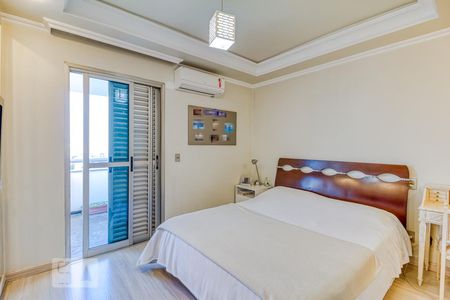 Apartamento à venda com 178m², 4 quartos e 4 vagas Apartamento à venda com 178m², 4 quartos e 4 vagasPrimeira suíte