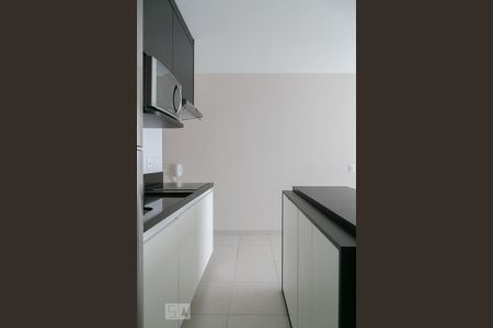 Cozinha de kitnet/studio para alugar com 1 quarto, 42m² em Paraíso, São Paulo