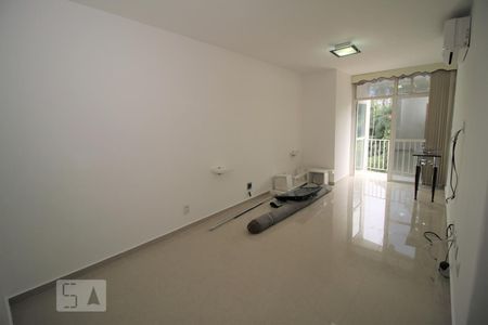 Sala de apartamento à venda com 2 quartos, 72m² em Freguesia (jacarepaguá), Rio de Janeiro