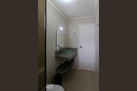 Banheiro de apartamento para alugar com 1 quarto, 34m² em Liberdade, São Paulo