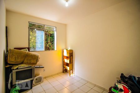 Quarto 1 de apartamento para alugar com 2 quartos, 50m² em Jaqueline, Belo Horizonte