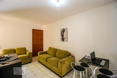 Sala de apartamento para alugar com 2 quartos, 50m² em Jaqueline, Belo Horizonte