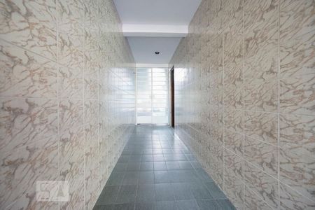 Casa à venda com 280m², 4 quartos e 2 vagas Casa à venda com 280m², 4 quartos e 2 vagasEntrada