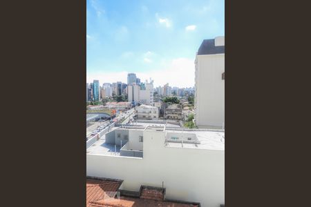 Vista sala  de apartamento para alugar com 1 quarto, 70m² em Vila Nova Conceição, São Paulo