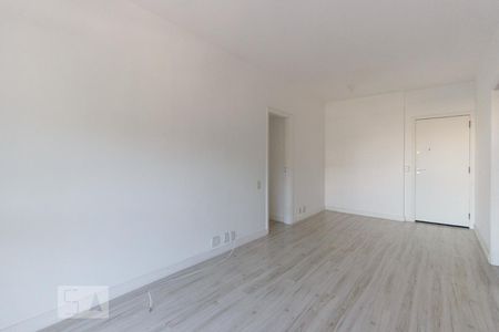 Sala de apartamento para alugar com 2 quartos, 80m² em Barra da Tijuca, Rio de Janeiro