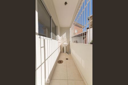 Lavanderia de apartamento para alugar com 2 quartos, 65m² em Jardim Okita, Campinas