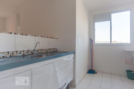 Cozinha de apartamento para alugar com 2 quartos, 50m² em Jardim do Lago Continuação, Campinas