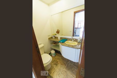 Lavabo (Primeiro Andar) de casa à venda com 6 quartos, 550m² em Anil, Rio de Janeiro