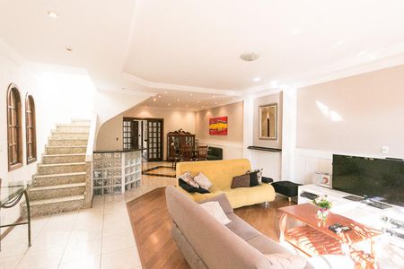 Sala de casa à venda com 5 quartos, 350m² em Vila Brasílio Machado, São Paulo