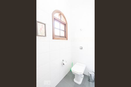 Banheiro 1 de casa à venda com 5 quartos, 350m² em Vila Brasílio Machado, São Paulo