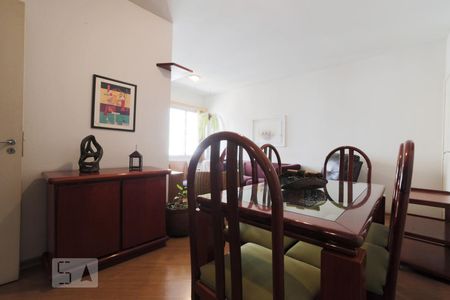Sala de apartamento para alugar com 3 quartos, 70m² em Vila Gertrudes, São Paulo