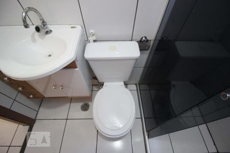 Banheiro social de apartamento à venda com 2 quartos, 49m² em São João Batista (venda Nova), Belo Horizonte