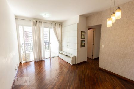 Sala de apartamento para alugar com 3 quartos, 76m² em Vila Anglo Brasileira, São Paulo