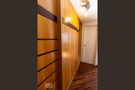 Quarto 1 Closet de apartamento para alugar com 3 quartos, 76m² em Vila Anglo Brasileira, São Paulo