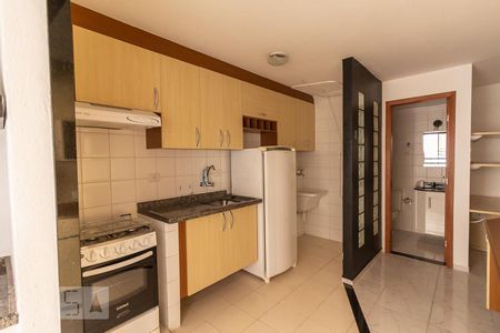 Cozinha de apartamento para alugar com 1 quarto, 40m² em Jabaquara, São Paulo