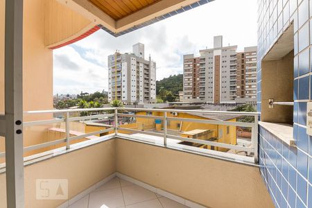 varanda de apartamento para alugar com 3 quartos, 90m² em Itacorubi, Florianópolis