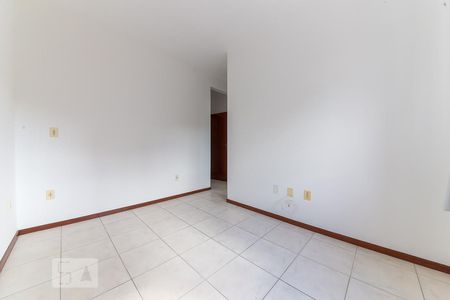 Suíte de apartamento para alugar com 3 quartos, 90m² em Itacorubi, Florianópolis