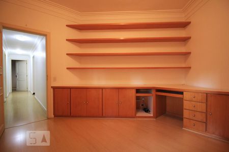 Quarto de apartamento à venda com 4 quartos, 160m² em Vila Suzana, São Paulo