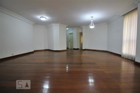 Sala de apartamento à venda com 4 quartos, 160m² em Vila Suzana, São Paulo