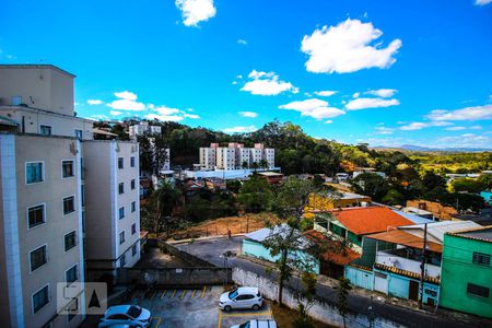 Vista Quarto 1 de apartamento para alugar com 2 quartos, 96m² em Frei Leopoldo, Belo Horizonte