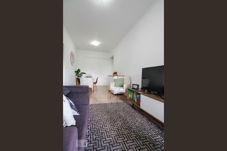 Sala de apartamento à venda com 2 quartos, 66m² em Quitaúna, Osasco