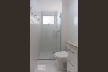 Banheiro de apartamento para alugar com 3 quartos, 110m² em Jardim dos Oliveiras, Campinas