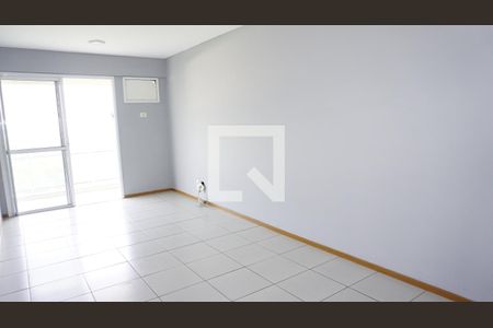 Sala de apartamento à venda com 3 quartos, 95m² em Barra da Tijuca, Rio de Janeiro