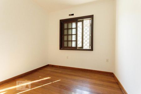 Quarto 1 de casa à venda com 2 quartos, 120m² em São João, Porto Alegre