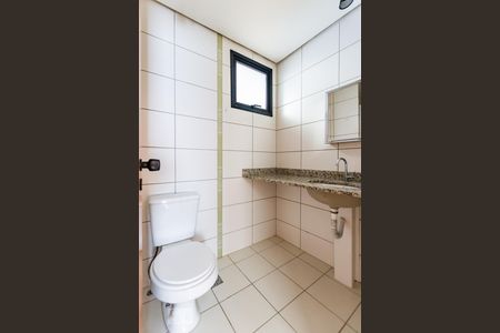Banheiro de apartamento para alugar com 3 quartos, 86m² em Vila Brandina, Campinas
