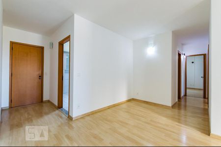 Sala de apartamento para alugar com 3 quartos, 86m² em Vila Brandina, Campinas