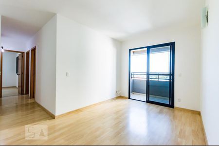 Sala de apartamento para alugar com 3 quartos, 86m² em Vila Brandina, Campinas