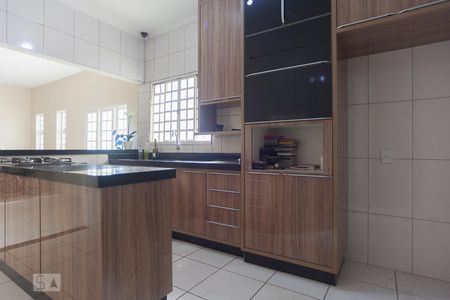 Cozinha de casa à venda com 4 quartos, 200m² em Jardim Paulicéia, Campinas