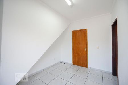 Quarto 1 de casa para alugar com 2 quartos, 100m² em Vila Paranaguá, São Paulo