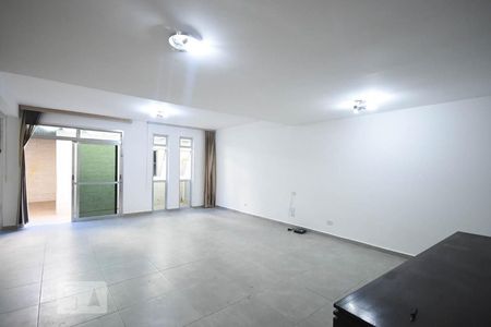 Sala de casa para alugar com 4 quartos, 220m² em Vila Butantã, São Paulo