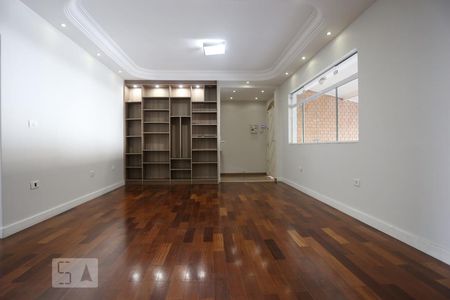 Sala de casa para alugar com 6 quartos, 420m² em Bela Vista, Osasco