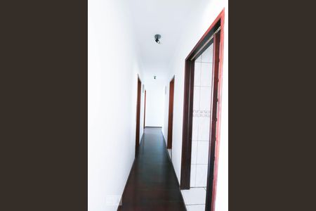 Corredor de apartamento para alugar com 3 quartos, 70m² em Vila Valparaíso, Santo André