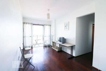 Sala de apartamento para alugar com 3 quartos, 70m² em Vila Valparaíso, Santo André