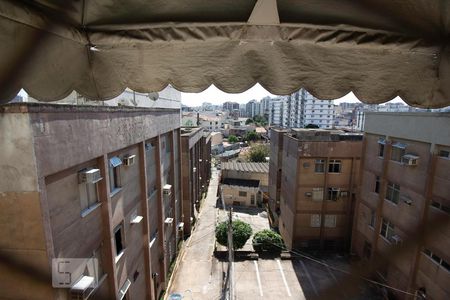 Vista da sala de apartamento para alugar com 2 quartos, 56m² em Méier, Rio de Janeiro