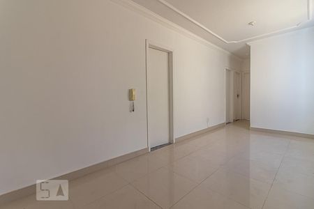 Sala de apartamento à venda com 3 quartos, 70m² em Santa Cruz, Belo Horizonte