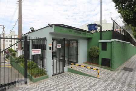 Fachada do Prédio de apartamento para alugar com 2 quartos, 50m² em Vila Yolanda, Osasco