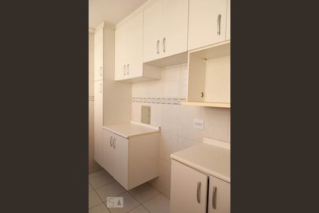 Cozinha de apartamento para alugar com 2 quartos, 54m² em Jardim Bonfiglioli, Jundiaí