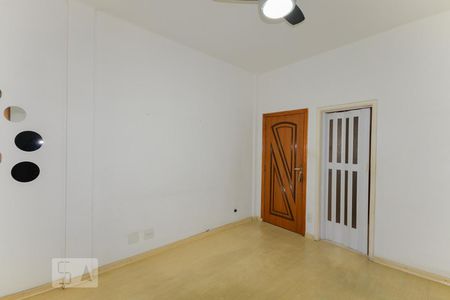 Sala de apartamento à venda com 2 quartos, 60m² em Grajaú, Rio de Janeiro