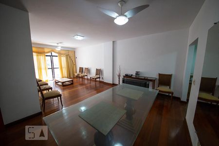 Apartamento à venda com 230m², 3 quartos e 2 vagasSala