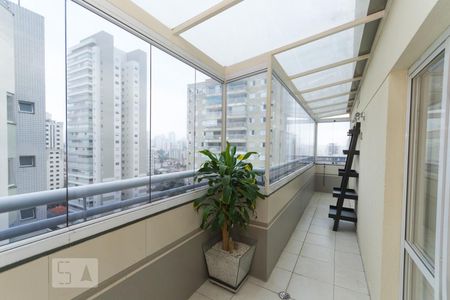 Varanda da sala de jantar de apartamento para alugar com 3 quartos, 136m² em Chácara Inglesa, São Paulo